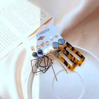 Stylish Geometric Pearl Hoop Earrings Set ( 6 Pairs )